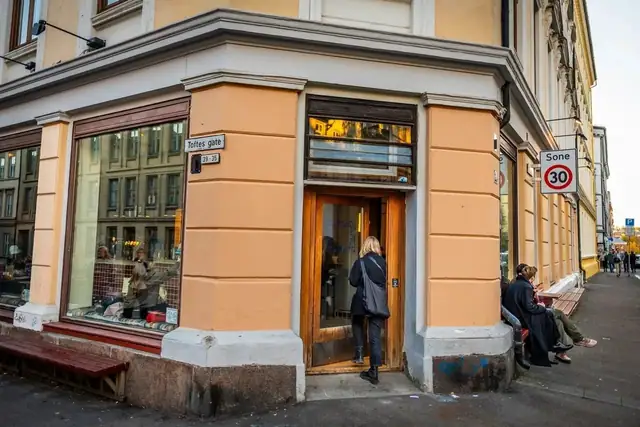 Fully let to Duken Bar & Pizza in central Grünerløkka – Grünerløkka · Seilduksgata 23A